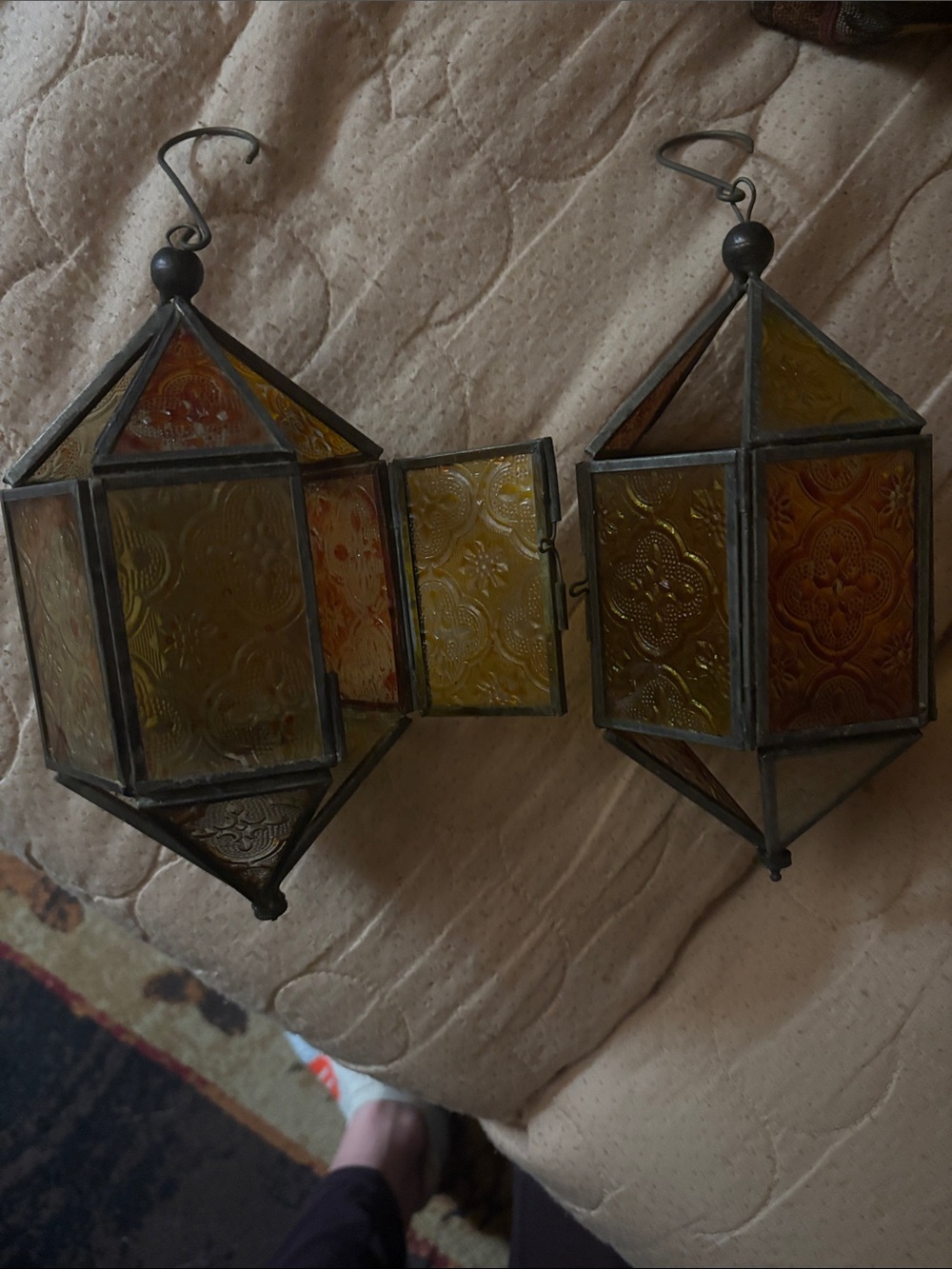 Decorative Hanging Glass Lanterns - Amber and Yellow